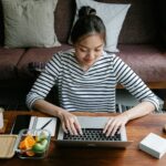 LÀM THẾ NÀO ĐỂ KHÔNG MANG ÁP LỰC CÔNG VIỆC VỀ NHÀ